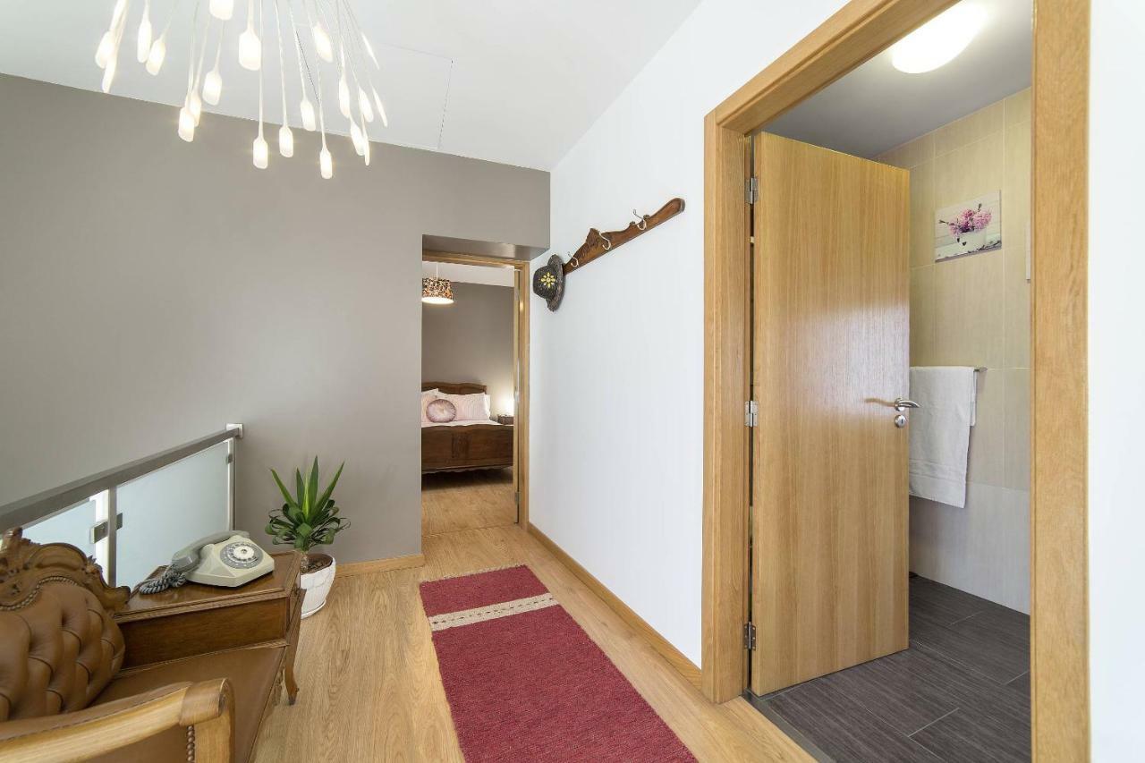 オリヴェイラ・デ・アゼメーイス Casa Do Porto Carreiroヴィラ エクステリア 写真