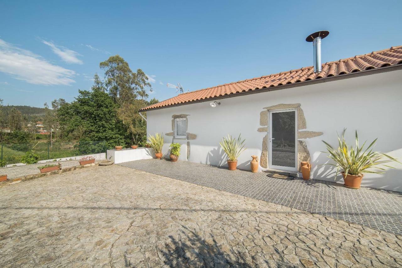 オリヴェイラ・デ・アゼメーイス Casa Do Porto Carreiroヴィラ エクステリア 写真